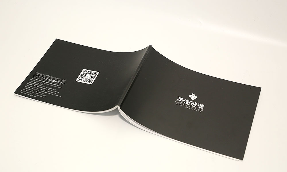 做一份畫冊字體大概是多大？